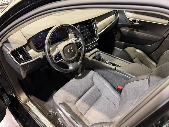 Volvo V90 13 of 22