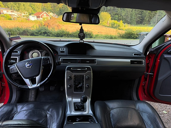 Volvo V70 6 of 10