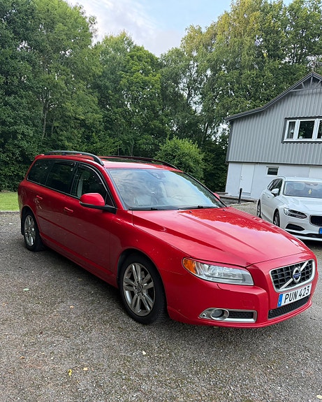 Volvo V70 5 of 10
