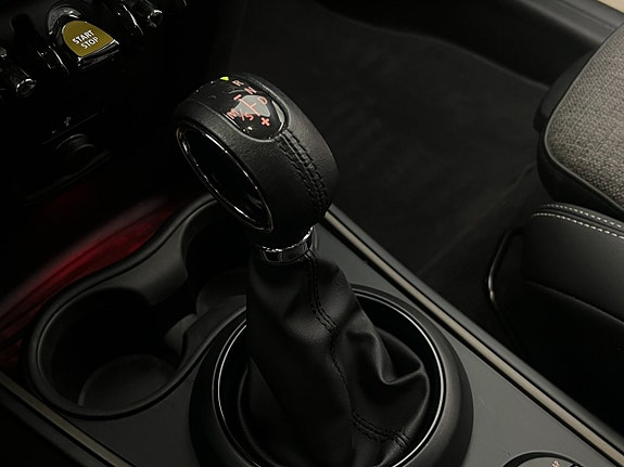 MINI Countryman Cooper SE 22 of 30