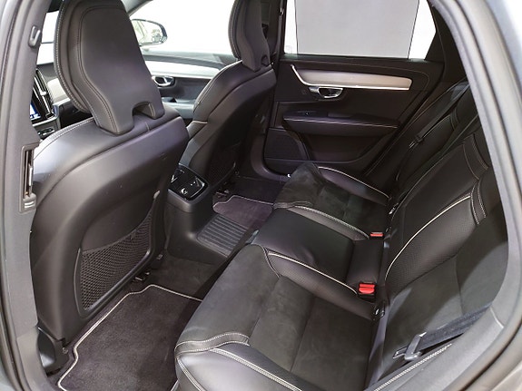 Volvo V90 8 of 22