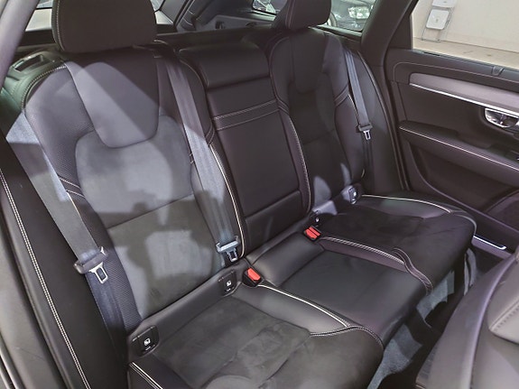 Volvo V90 10 of 22