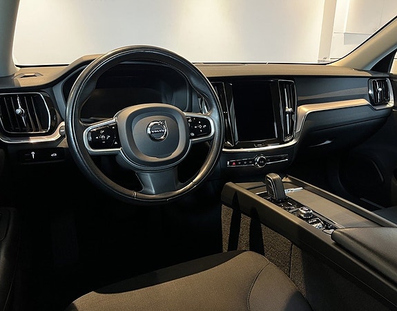 Volvo V60 Cross Country 12 of 21