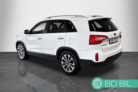 Kia Sorento 2 of 25