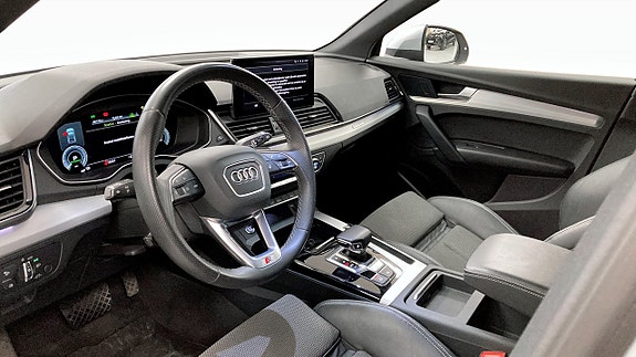 Audi Q5 7 of 12