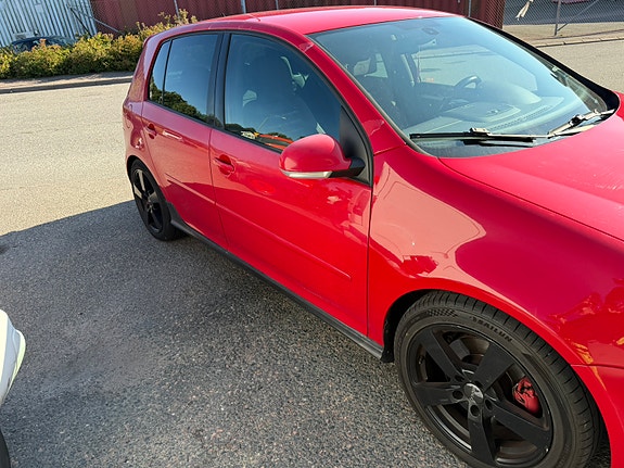 Volkswagen Golf V 12 of 14