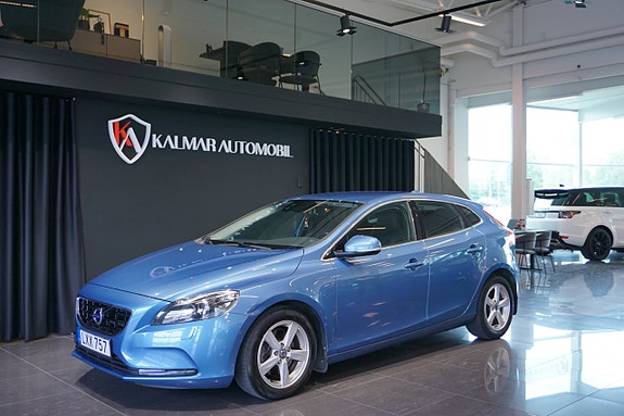 Volvo V40 4 of 14