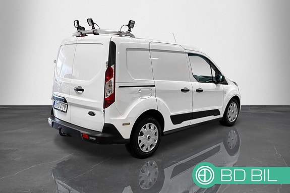 Ford Transit Connect 4 of 16
