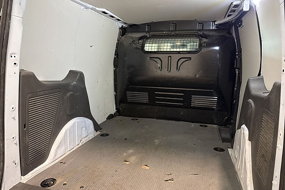 Ford Transit Connect 12 of 16