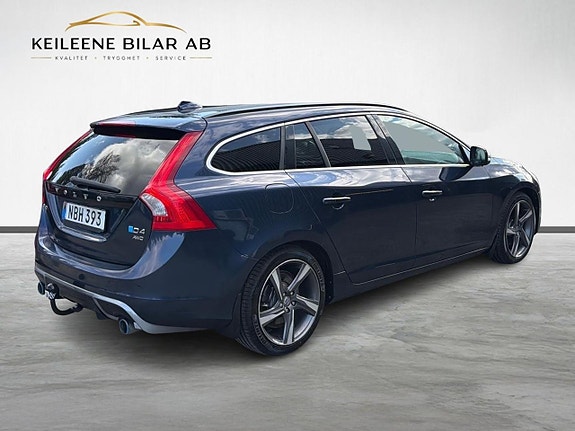 Volvo V60 8 of 27