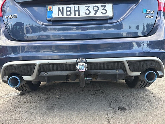 Volvo V60 22 of 27