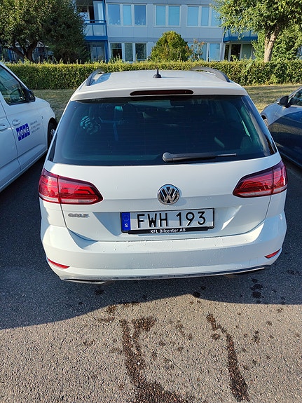 Volkswagen Golf VII 2 of 8