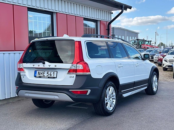 Volvo XC70 7 of 23