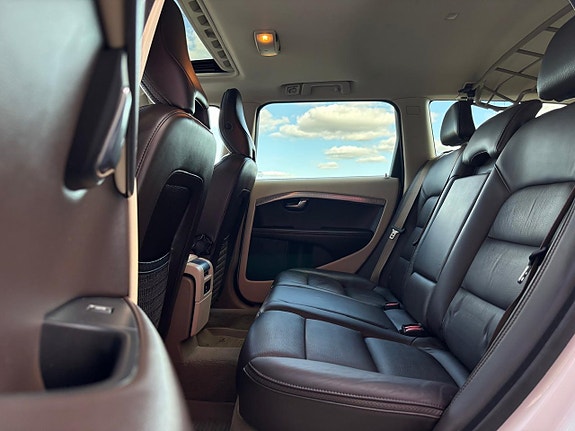 Volvo XC70 19 of 23