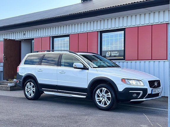 Volvo XC70 5 of 23