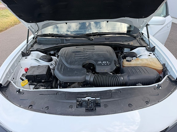 Dodge Charger 19 of 19