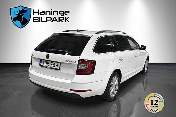 Skoda Octavia 6 of 16