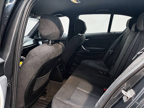BMW 120d 9 of 12