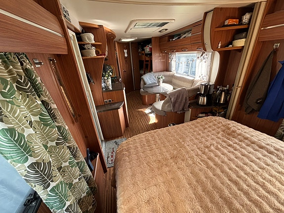 Adria Alpina 663 pt 5 of 9