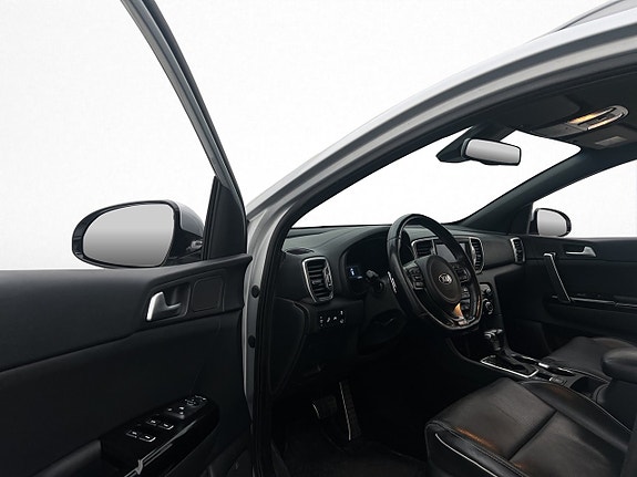 Kia Sportage 8 of 28