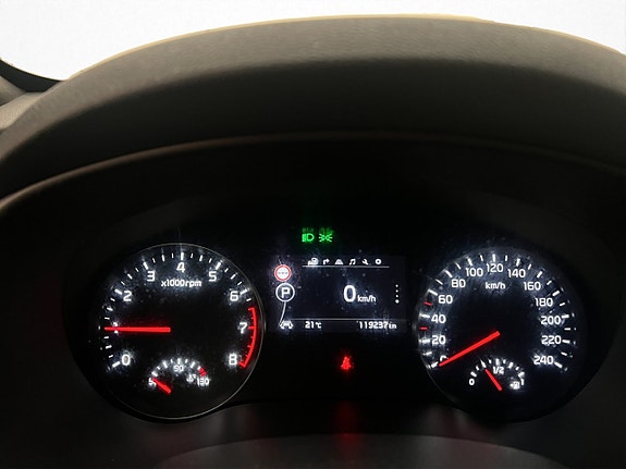 Kia Sportage 16 of 28