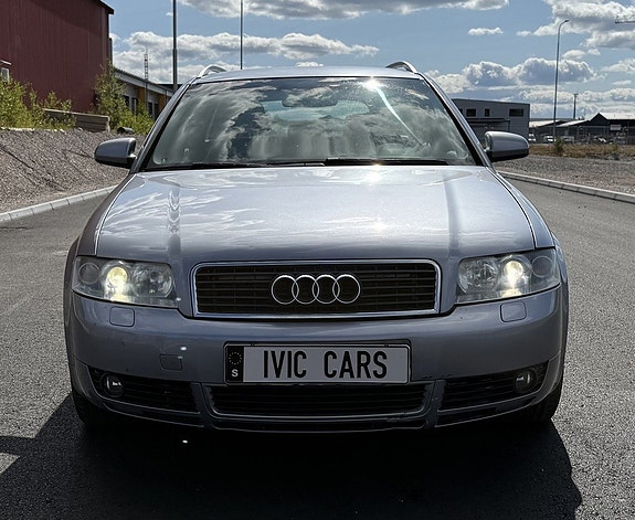 Audi A4 2 of 27