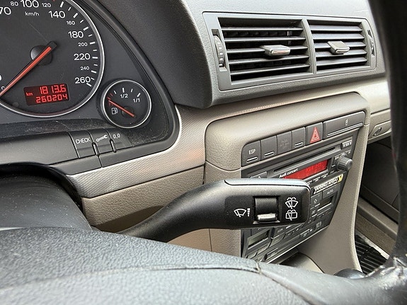 Audi A4 21 of 27