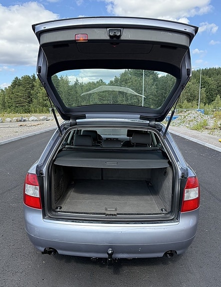 Audi A4 25 of 27