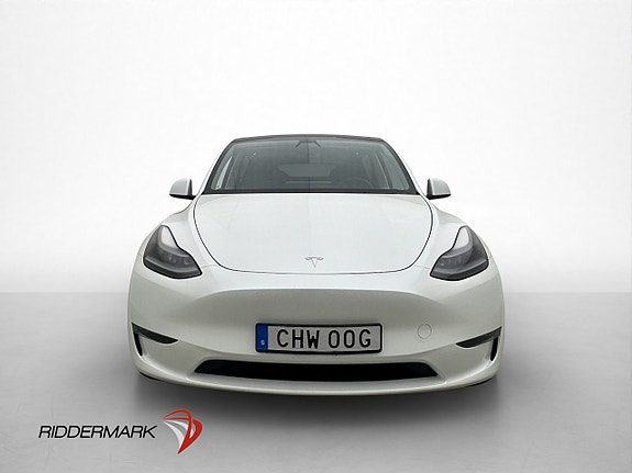 Tesla Model Y 2 of 30