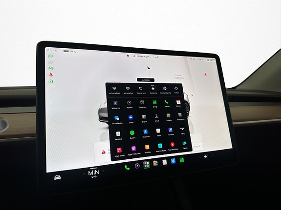 Tesla Model Y 20 of 30