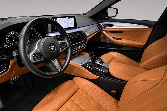 BMW 530e 10 of 25