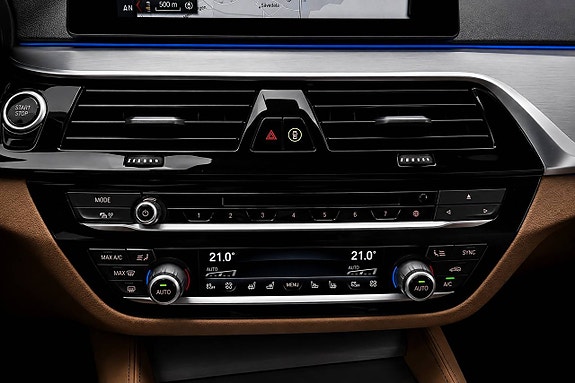 BMW 530e 17 of 25