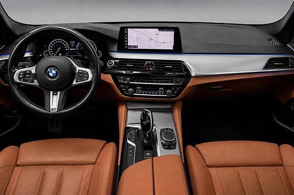 BMW 530e 15 of 25