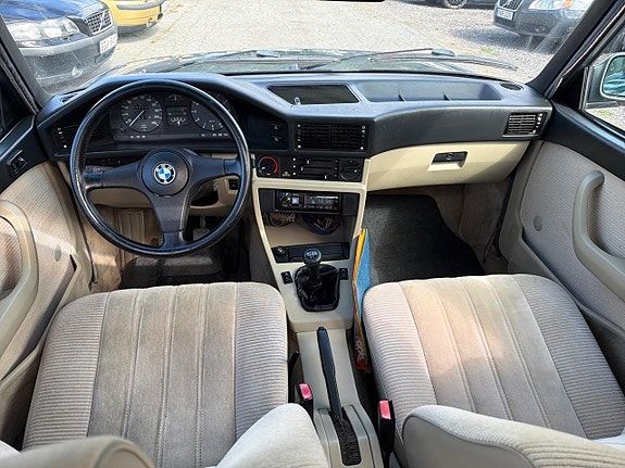 BMW 518 15 of 30