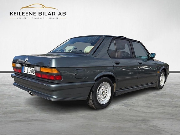 BMW 518 14 of 30