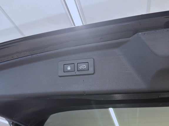 Subaru Outback 8 of 17