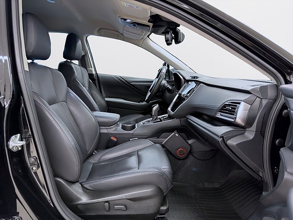 Subaru Outback 11 of 17