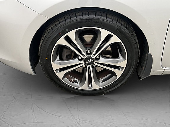 Kia Ceed 29 of 30