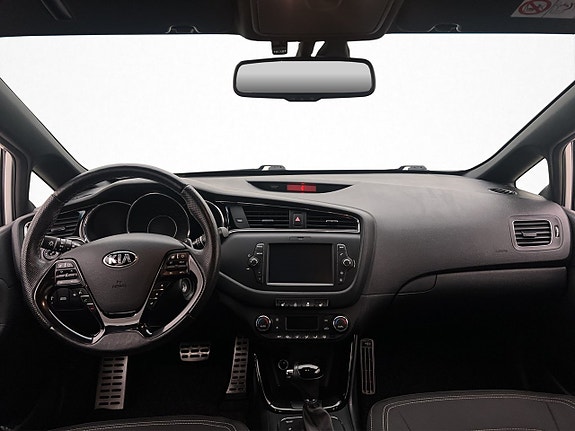 Kia Ceed 13 of 30