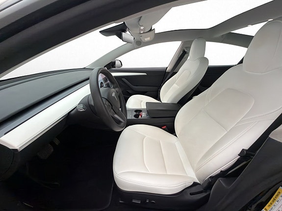 Tesla Model 3 12 of 30