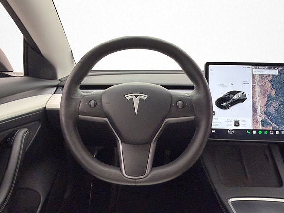 Tesla Model 3 15 of 30
