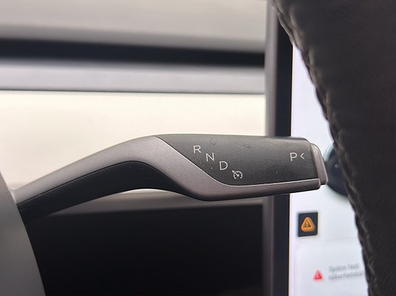 Tesla Model 3 18 of 30