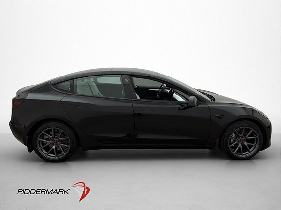 Tesla Model 3 9 of 30