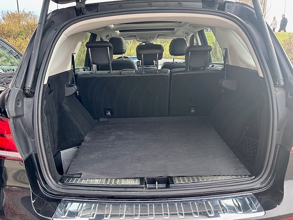 Mercedes-Benz GLE350 d 10 of 12
