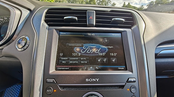Ford Mondeo 8 of 11
