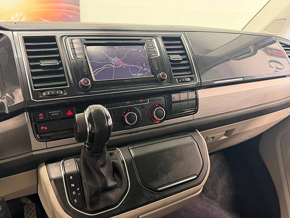 Volkswagen Transporter 22 of 25