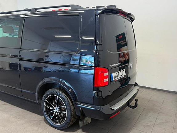 Volkswagen Transporter 10 of 25