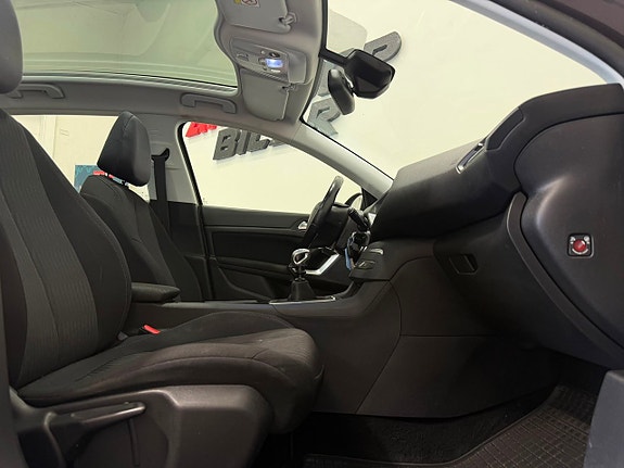 Peugeot 308 12 of 21