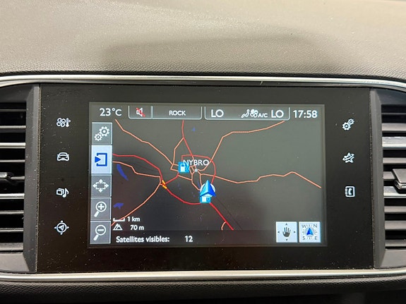 Peugeot 308 19 of 21