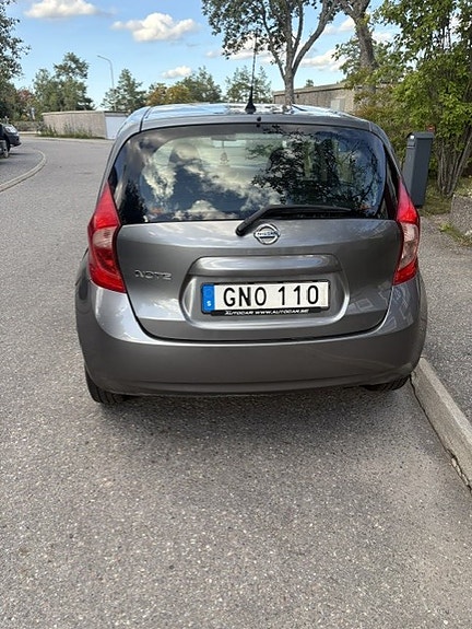 Nissan Note 2 of 4